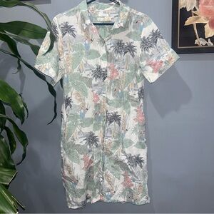 C&C California Leaf and Floral Button-Down Dress